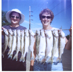 South Dakota walleye catch Aug. 2003